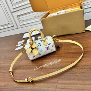 다이아몬드 패턴 미니백