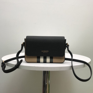 체크 패턴 크로스백